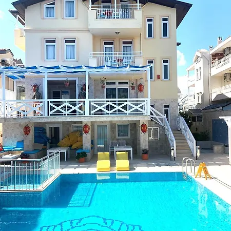 Hotel In - Beautiful In Centre *